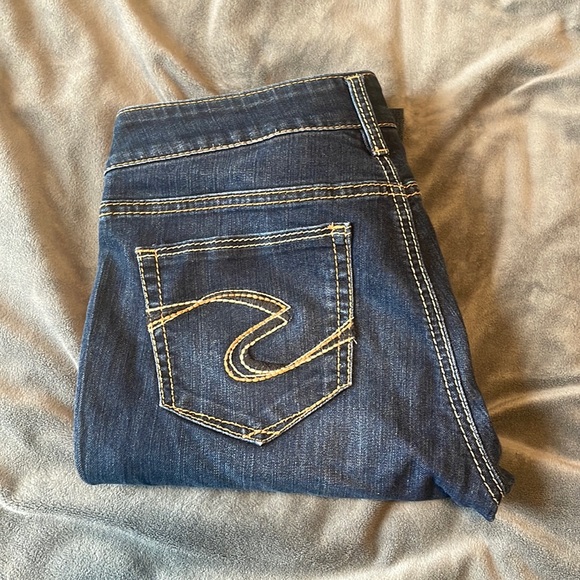 Silver - Picture 1 of 3